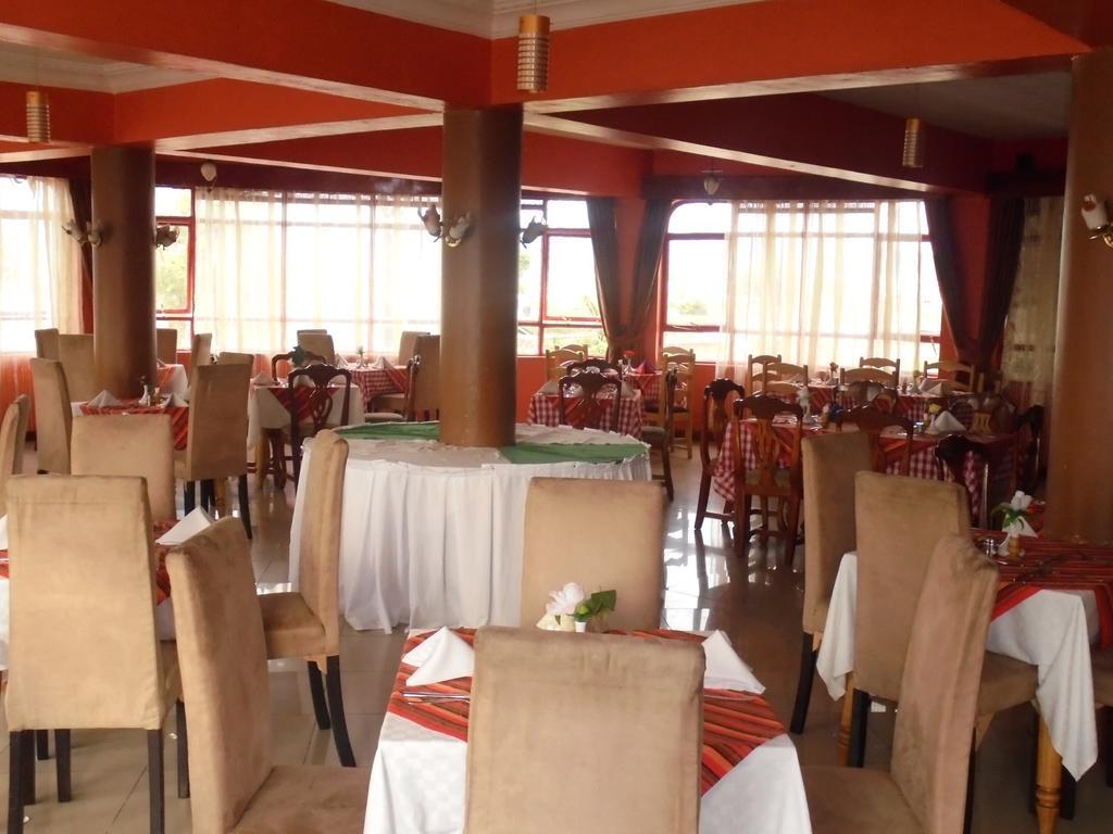 Chester Hotel Накуру Экстерьер фото