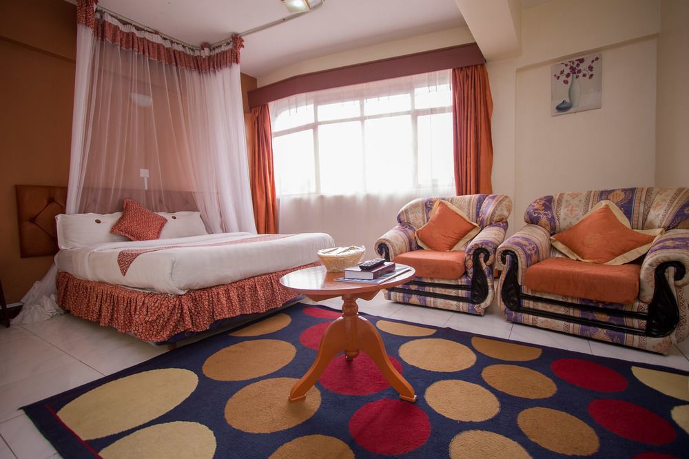 Chester Hotel Накуру Экстерьер фото