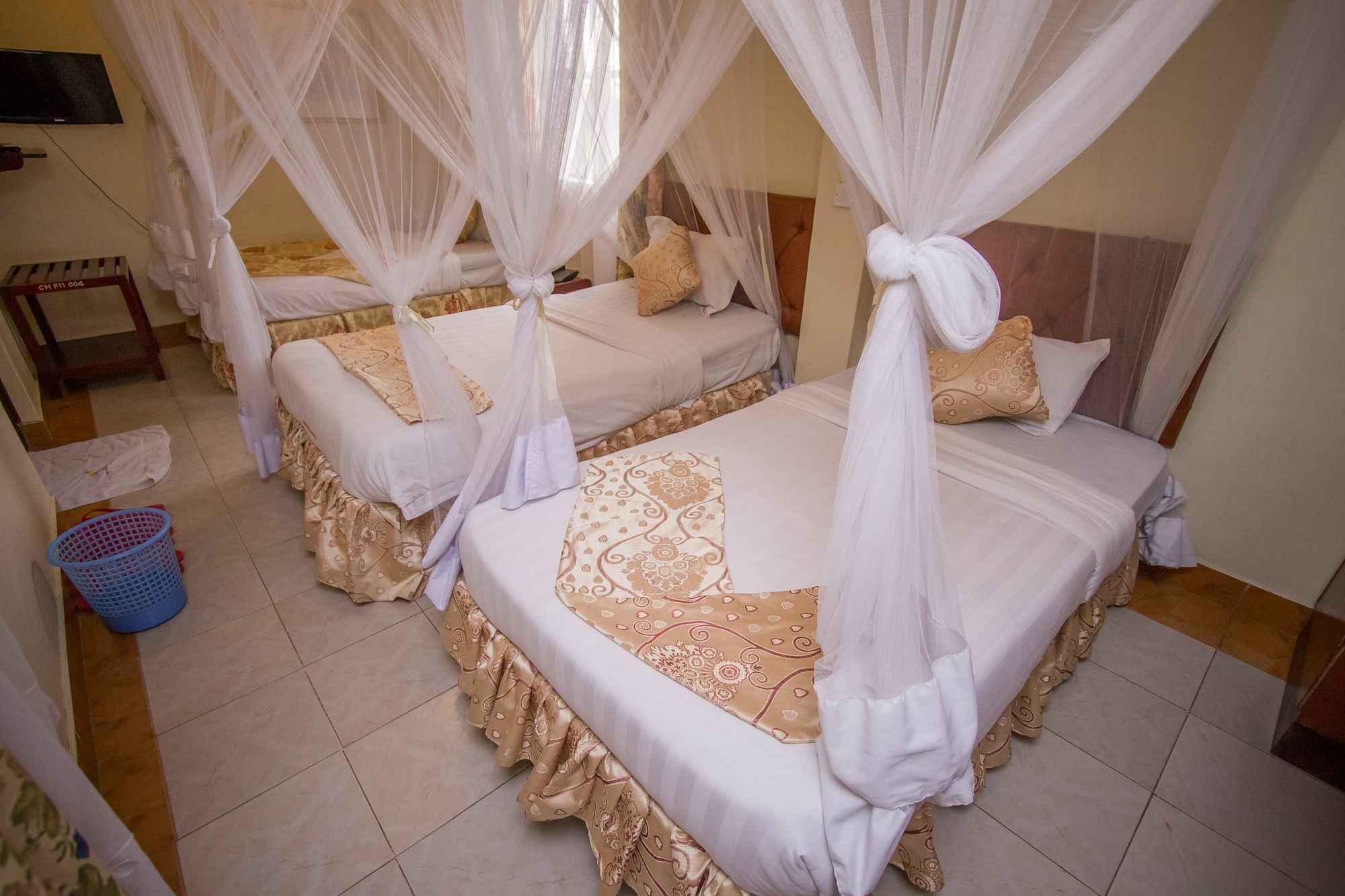 Chester Hotel Накуру Экстерьер фото